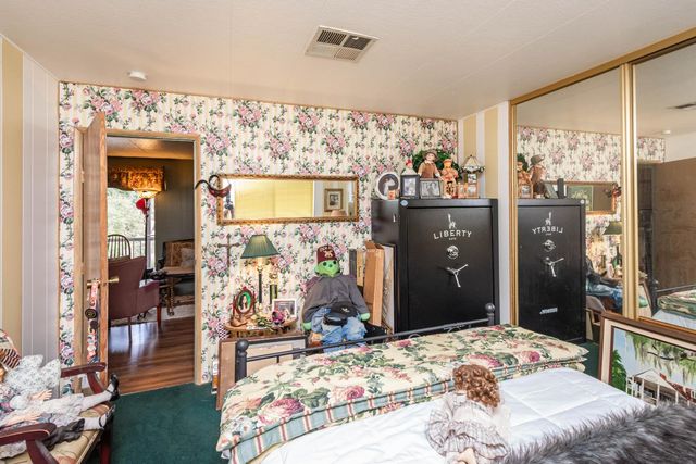 18000 W Clinton Rd, Jackson, CA 95642