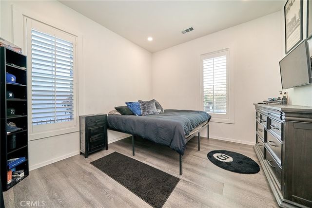 800 E 27th, Los Angeles, CA 90011