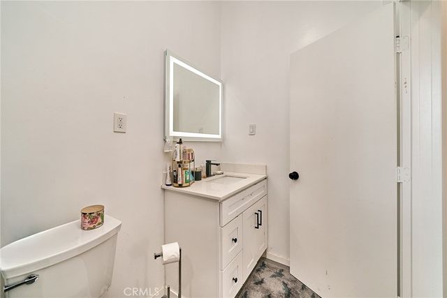 800 E 27th, Los Angeles, CA 90011