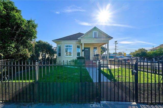 800 E 27th, Los Angeles, CA 90011