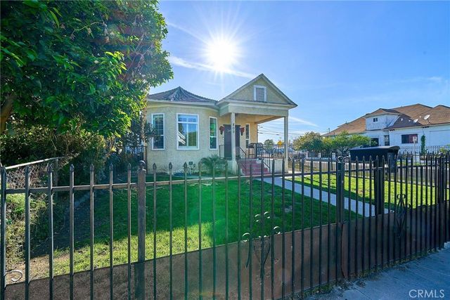 800 E 27th, Los Angeles, CA 90011