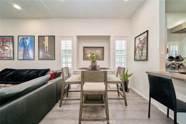 800 E 27th, Los Angeles, CA 90011