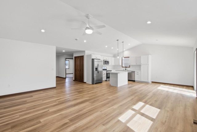 514 Roosevelt Street, Baraboo, WI 53913