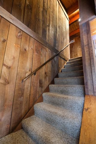 609 Alpine Drive, Mount Holly, VT 05758