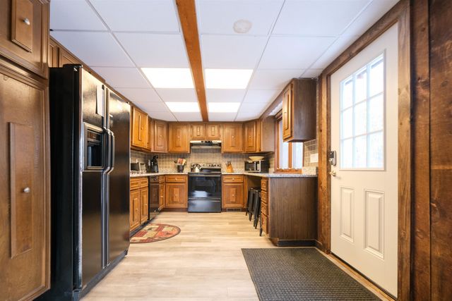 609 Alpine Drive, Mount Holly, VT 05758