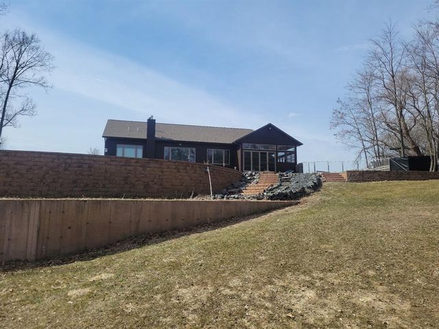 3482 Creek Ridge Drive, Eau Claire, WI 54703