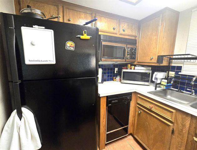 706 W 22nd ST 307, Austin, TX 78705