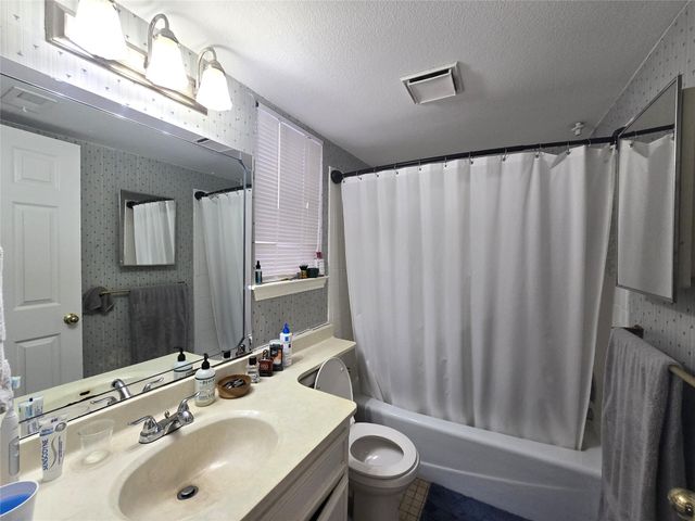 706 W 22nd ST 307, Austin, TX 78705