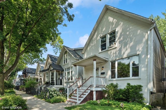 3809 N Hermitage Avenue, Chicago, IL 60613
