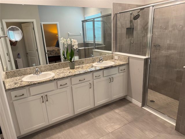 10437 LAXER CAY LOOP, San Antonio, FL 33576