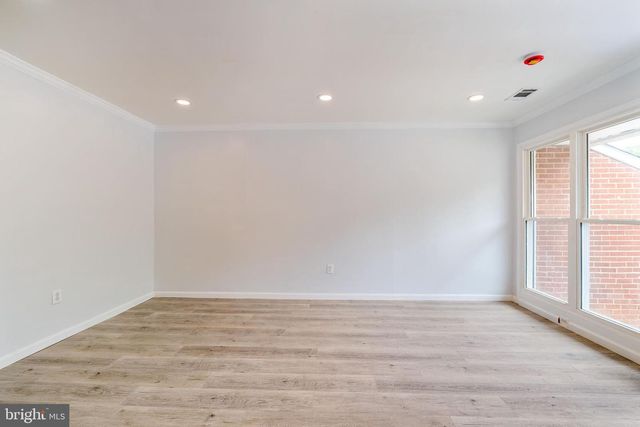 7850 BURNSIDE RD, Landover, MD 20785