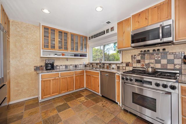 893 Shasta Cir, El Dorado Hills, CA 95762