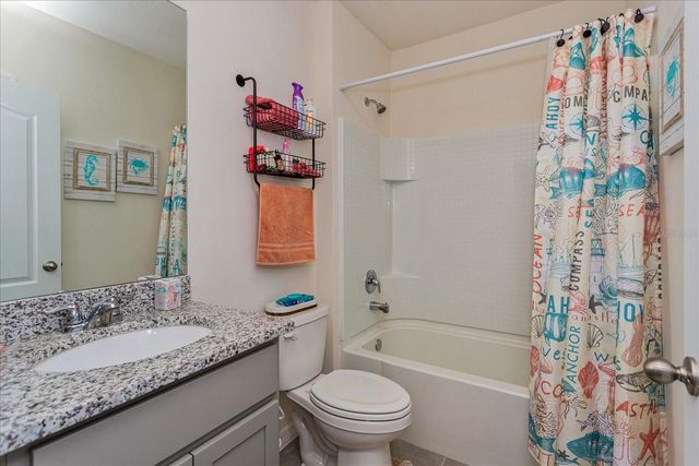 6358 SANDERS GROVE CIRCLE, Okahumpka, FL 34762