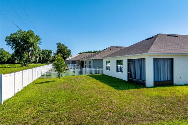 6358 SANDERS GROVE CIRCLE, Okahumpka, FL 34762