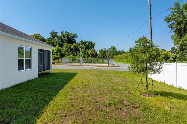 6358 SANDERS GROVE CIRCLE, Okahumpka, FL 34762