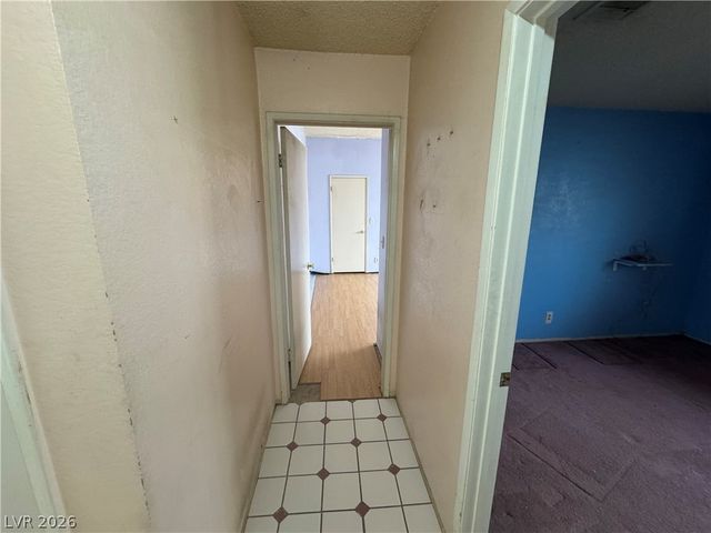 1997 Crowley Way, Las Vegas, NV 89142