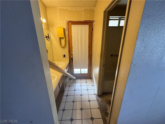 1997 Crowley Way, Las Vegas, NV 89142