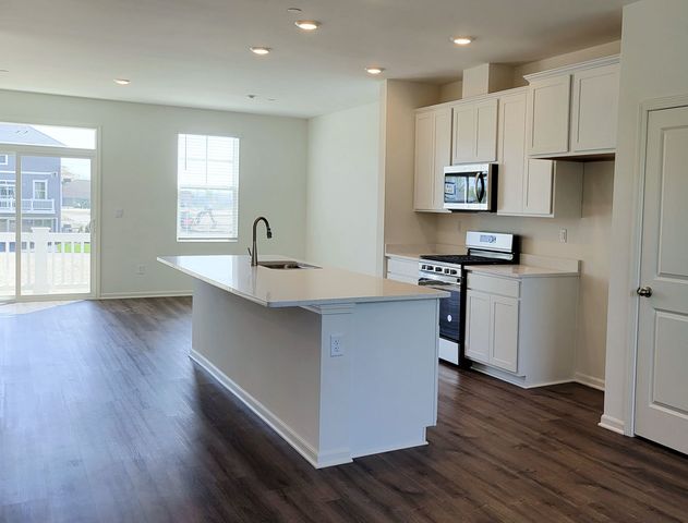 579 yosemite Way, Mundelein, IL 60060