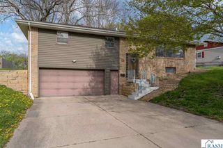 110 S Belmont Drive, Mankato, MN 56001