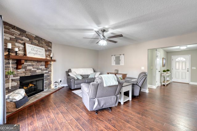 794 State Hwy 66, Young Harris, GA 30582