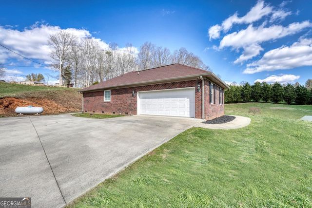 794 State Hwy 66, Young Harris, GA 30582