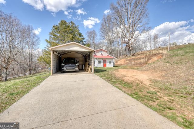 794 State Hwy 66, Young Harris, GA 30582