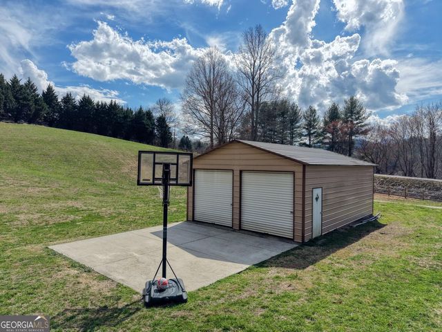 794 State Hwy 66, Young Harris, GA 30582