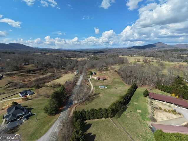 794 State Hwy 66, Young Harris, GA 30582