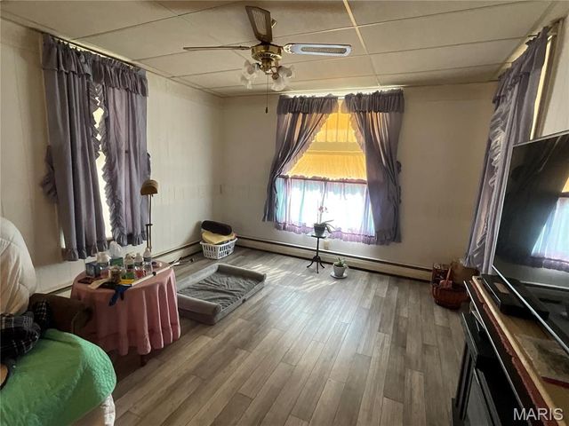 625 Montgomery Street, Staunton, IL 62088