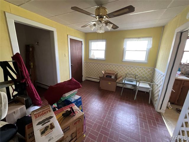 625 Montgomery Street, Staunton, IL 62088