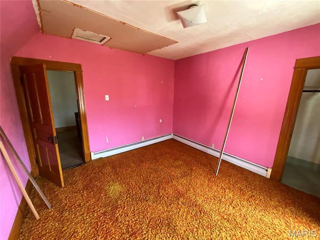 625 Montgomery Street, Staunton, IL 62088