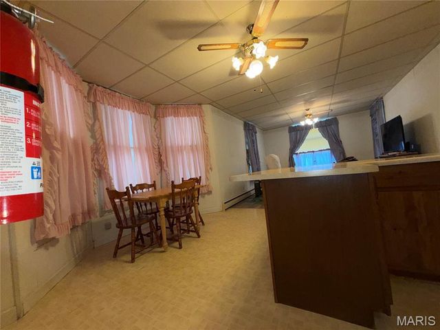 625 Montgomery Street, Staunton, IL 62088