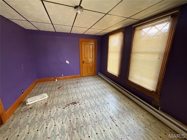 625 Montgomery Street, Staunton, IL 62088