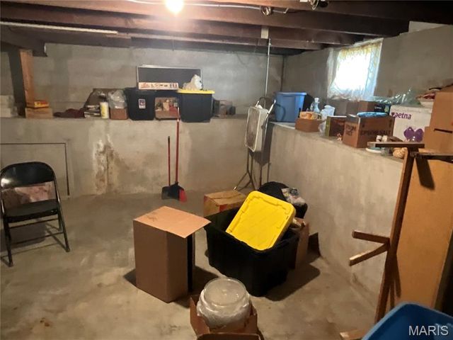 625 Montgomery Street, Staunton, IL 62088