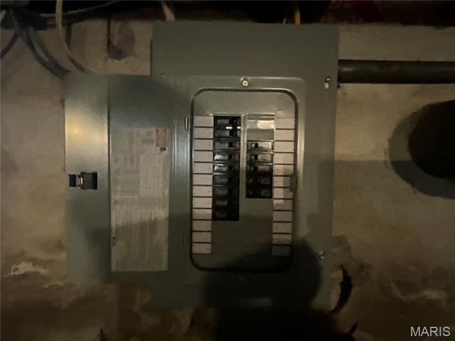 625 Montgomery Street, Staunton, IL 62088