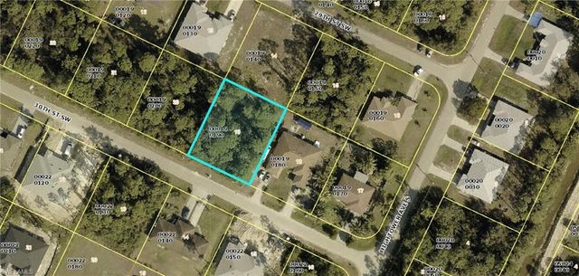 4610 30th ST SW, Lehigh Acres, FL 33973