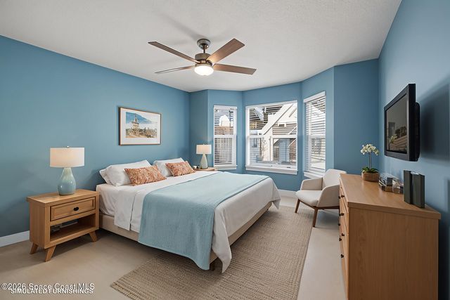 711 Kenwood Circle, Melbourne, FL 32940