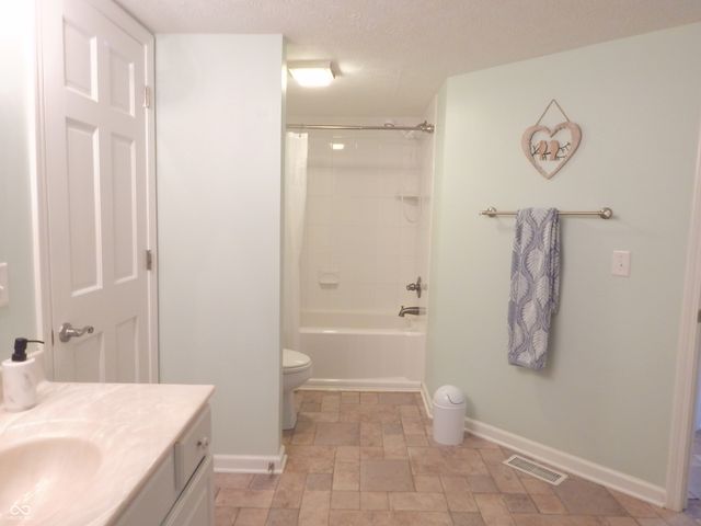 7740 Quail Ridge Drive N, Plainfield, IN 46168