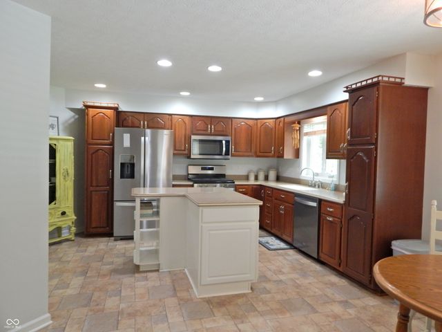 7740 Quail Ridge Drive N, Plainfield, IN 46168