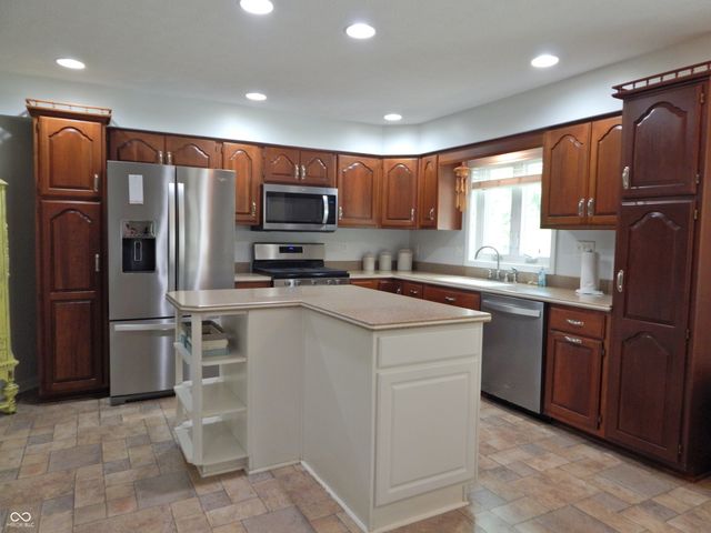 7740 Quail Ridge Drive N, Plainfield, IN 46168