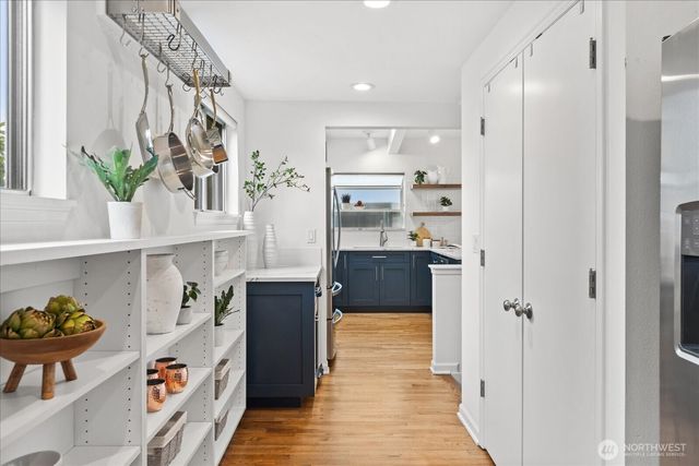 1400 Magnolia Boulevard W, Seattle, WA 98199