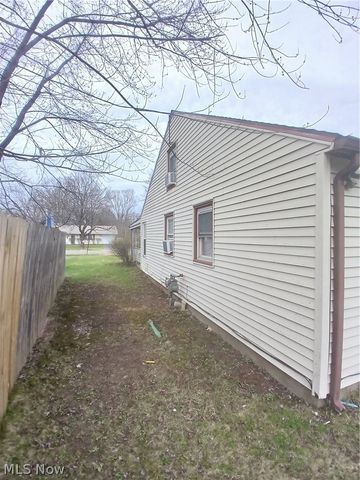 4387 Burkey Road, Austintown, OH 44515