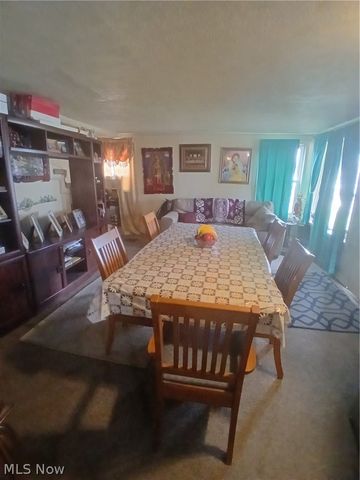 4387 Burkey Road, Austintown, OH 44515