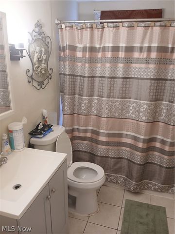 4387 Burkey Road, Austintown, OH 44515