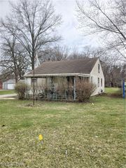 4387 Burkey Road, Austintown, OH 44515
