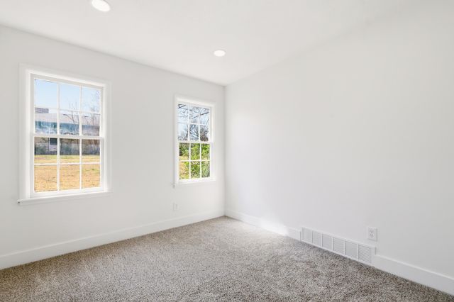 2241 N Belmont, Wichita, KS 67220