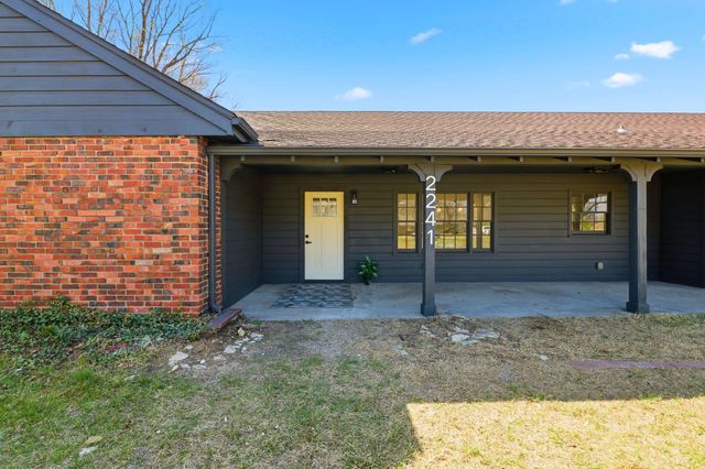 2241 N Belmont, Wichita, KS 67220