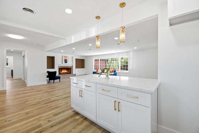 2241 N Belmont, Wichita, KS 67220