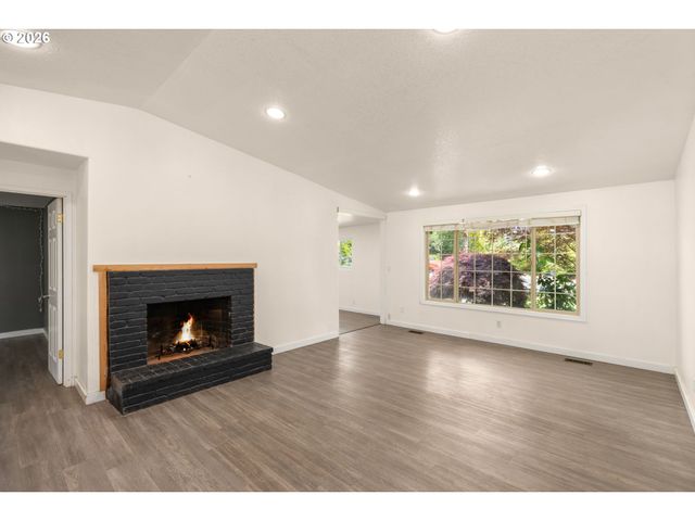 4815 Sw 202ND Ave, Beaverton, OR 97078
