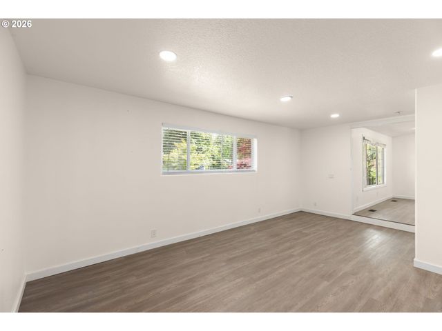 4815 Sw 202ND Ave, Beaverton, OR 97078